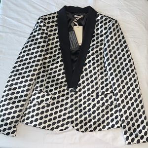 Noshua women’s blazer